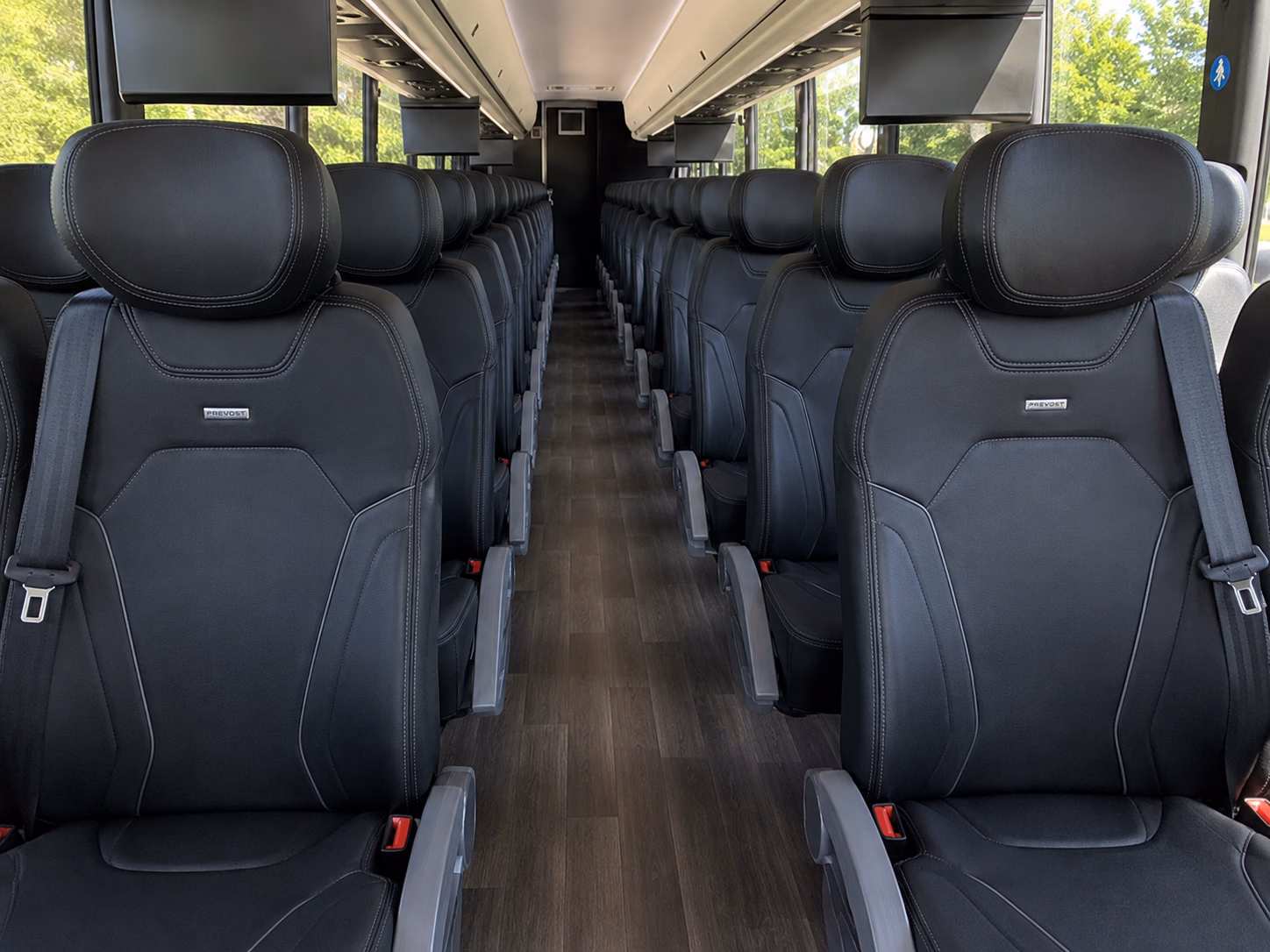 find hotel to venue shuttle service for your highland wedding guests